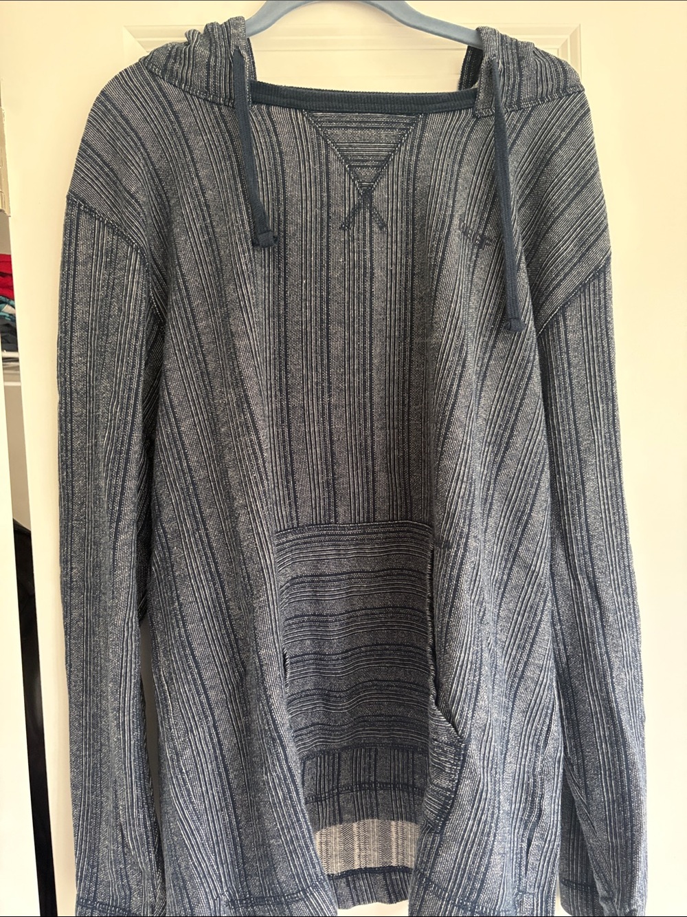 Reef Baja Hoodie – Blue Striped Pullover